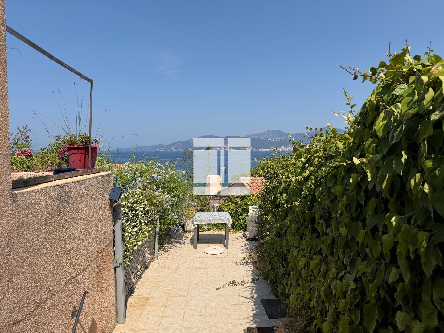 Maison mitoyenne A VENDRE - GROSSETO PRUGNA - 33 m2 - 195 000 &euro;