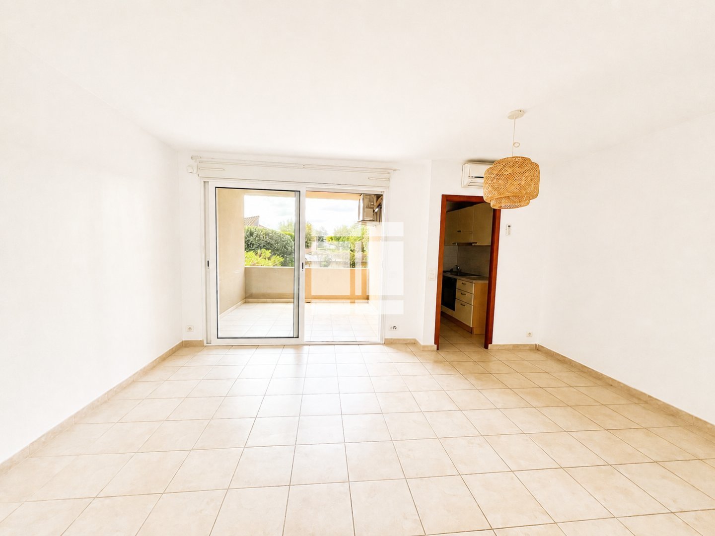 APPARTEMENT T2 A VENDRE - SANTA LUCIA DI MORIANI - 39 m2 - 135 000 &euro;
