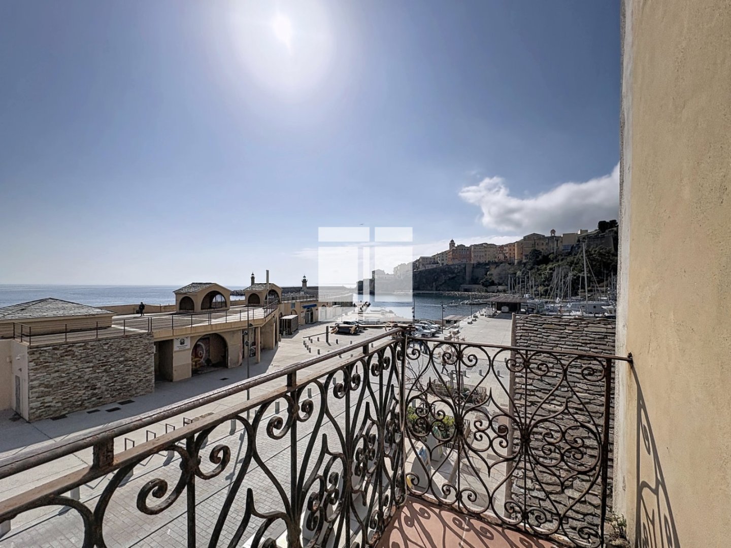 APPARTEMENT T5 A VENDRE - BASTIA vieux port - 124.28 m2 - 680 000 &euro;