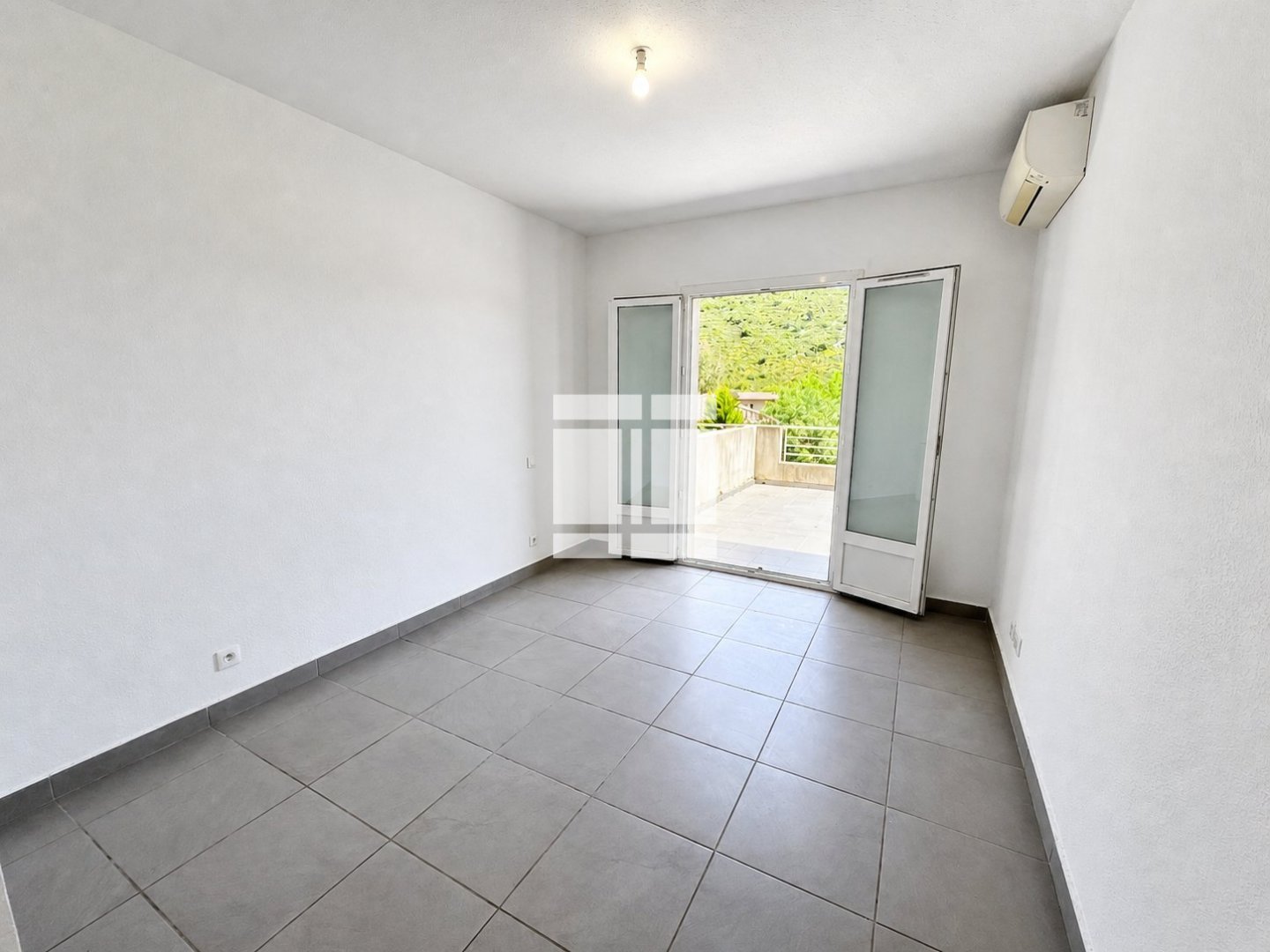 APPARTEMENT T2 A VENDRE - OLETTA - 45.62 m2 - 185 000 &euro;