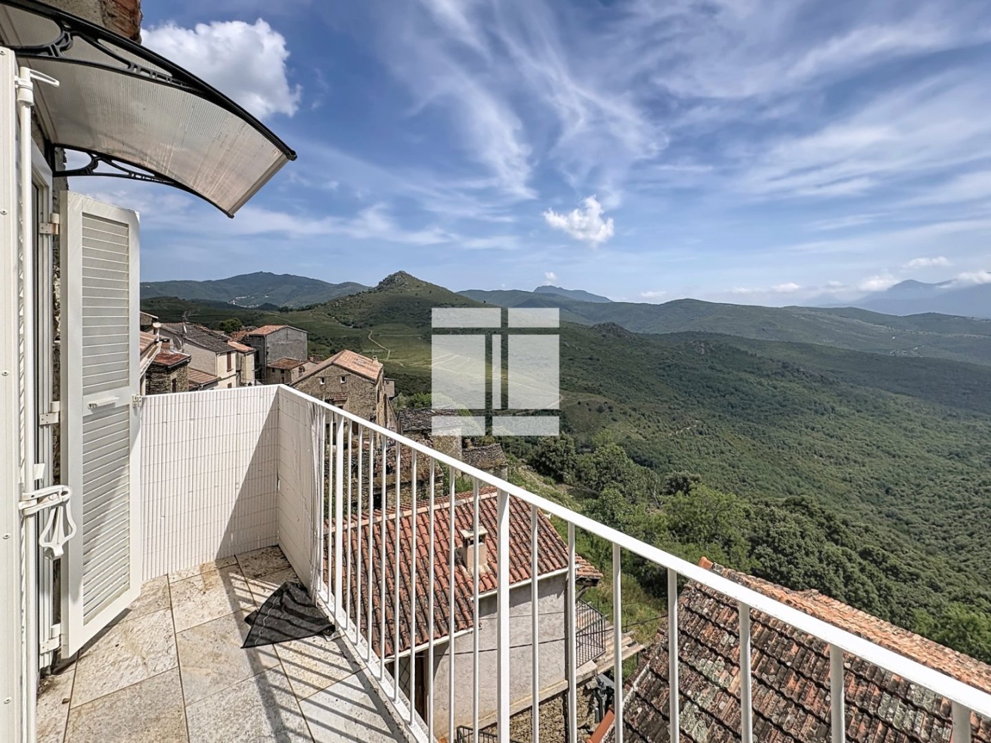 MAISON A VENDRE - CASTELLARE DI MERCURIO - 227.18 m2 - 215 000 &euro;