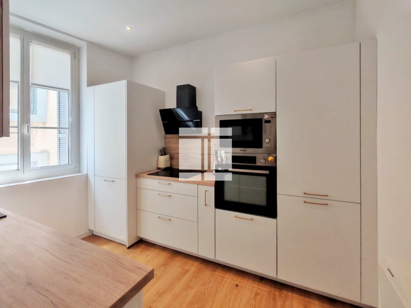 APPARTEMENT T3 A VENDRE - AJACCIO CASTEL VECCHIO - 68.6 m2 - 250 000 &euro;