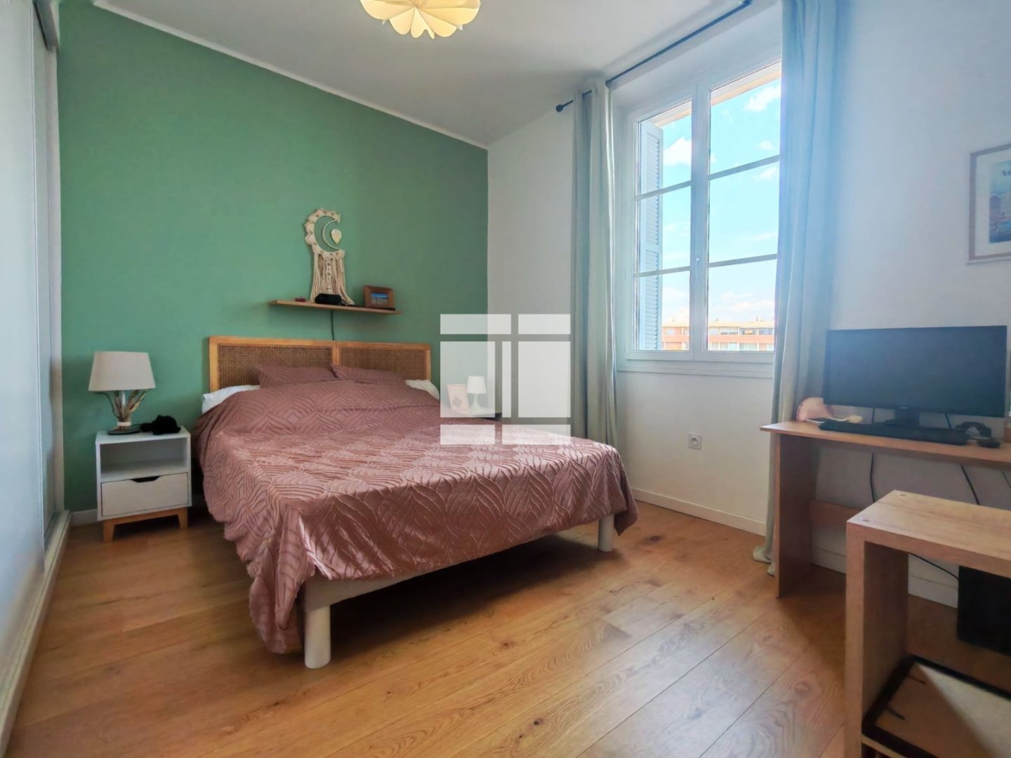 APPARTEMENT T3 A VENDRE - AJACCIO CASTEL VECCHIO - 68.6 m2 - 250 000 &euro;