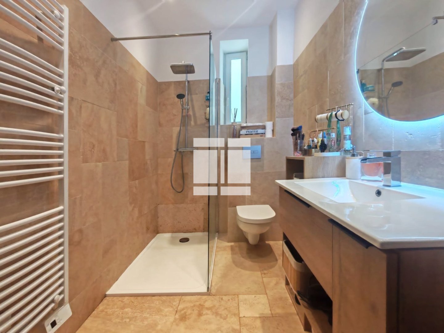 APPARTEMENT T3 A VENDRE - AJACCIO CASTEL VECCHIO - 68.6 m2 - 250 000 &euro;