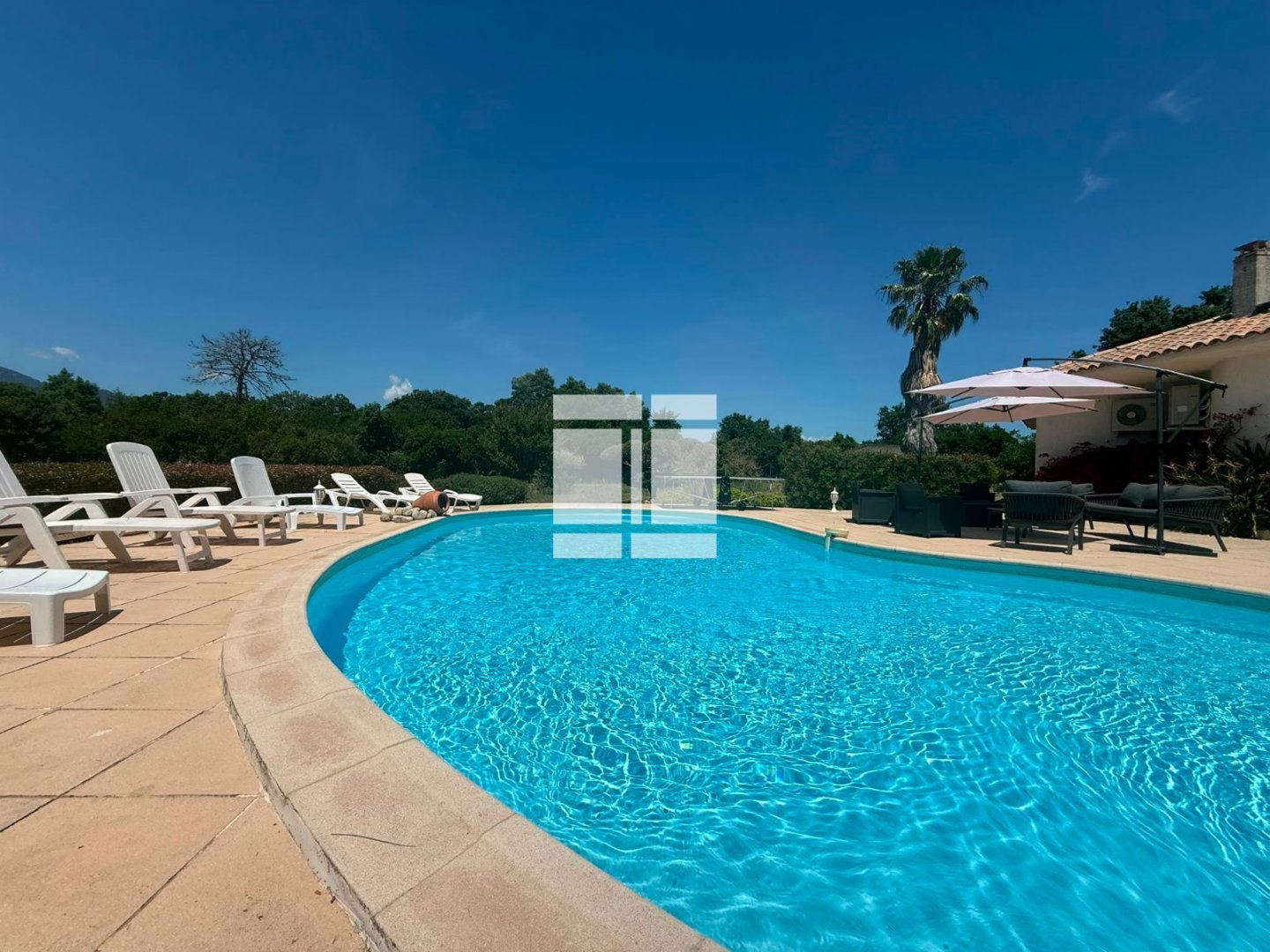 VILLA A VENDRE - GHISONACCIA - 167 m2 - 699 000 &euro;