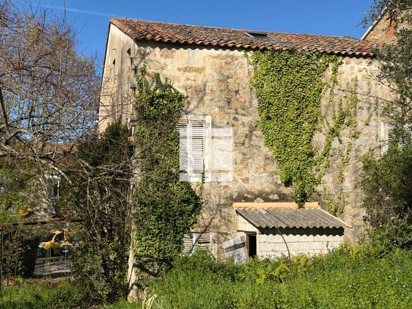 Maison de village à rénover A VENDRE - GROSSETO PRUGNA - 300 m2 - 315 000 &euro;