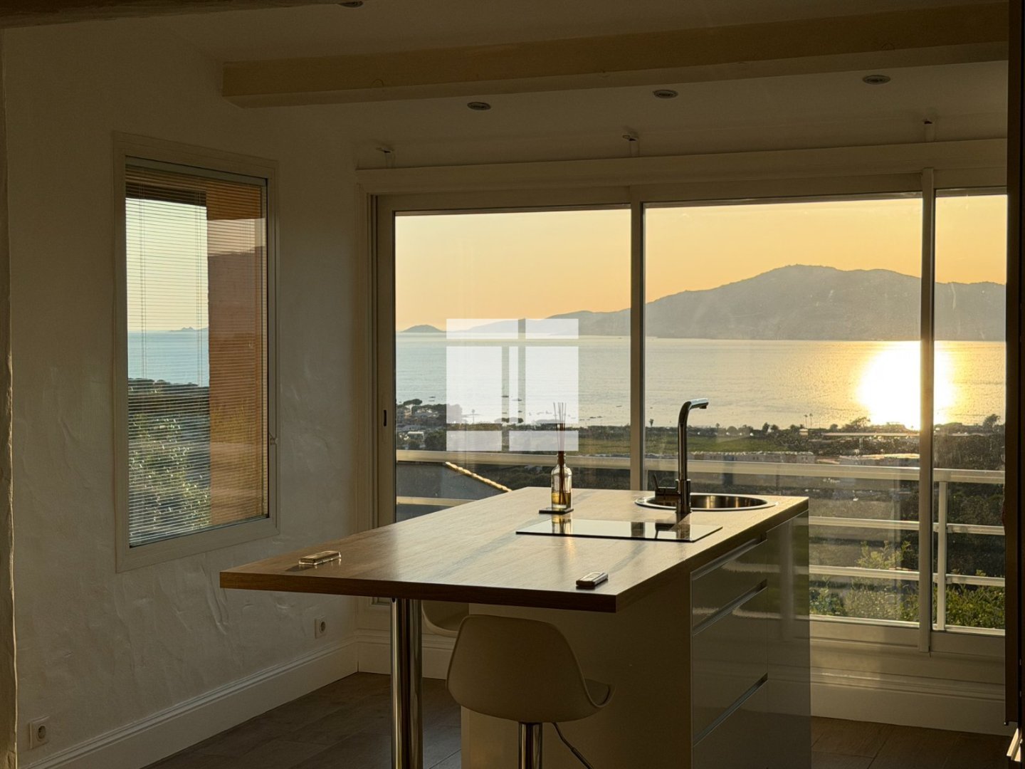 Maison 4 pièces - Vue panoramique mer A VENDRE - GROSSETO PRUGNA PORTICCIO - 83 m2 - 595 000 &euro;