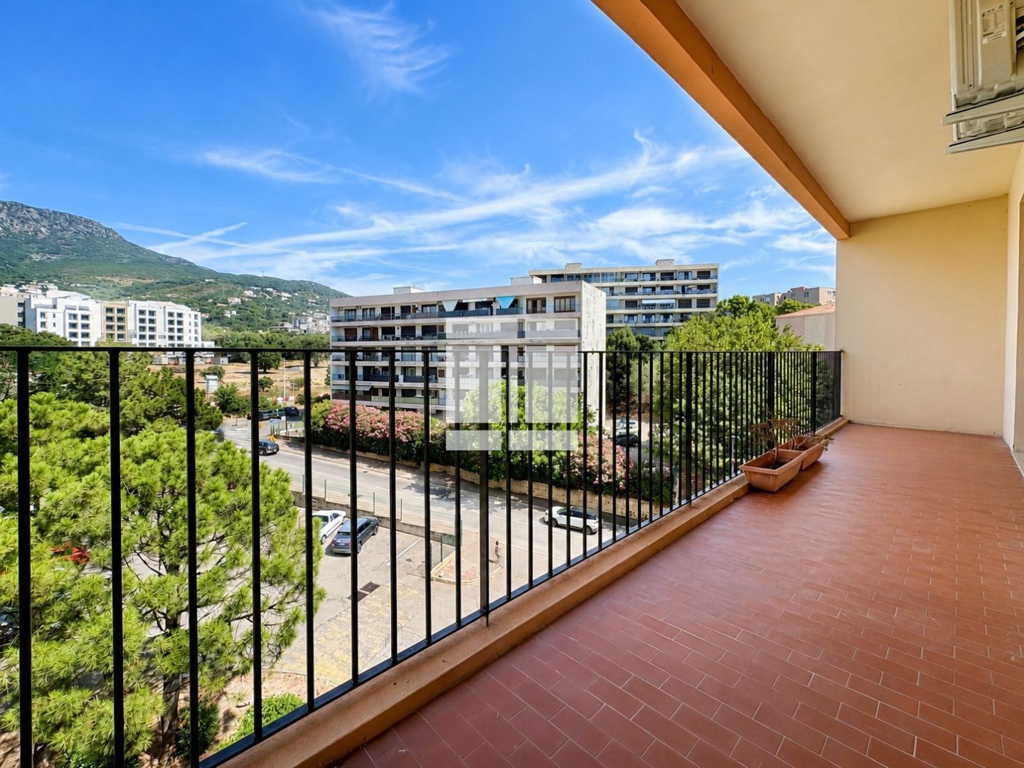 APPARTEMENT T3 A VENDRE - BASTIA - 65 m2 - 215 000 &euro;