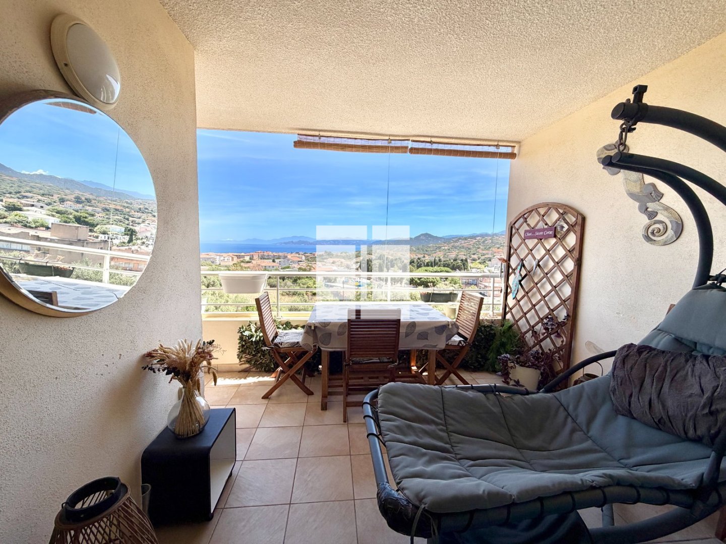 APPARTEMENT T2 A VENDRE - L ILE ROUSSE - 47 m2 - 285 000 &euro;