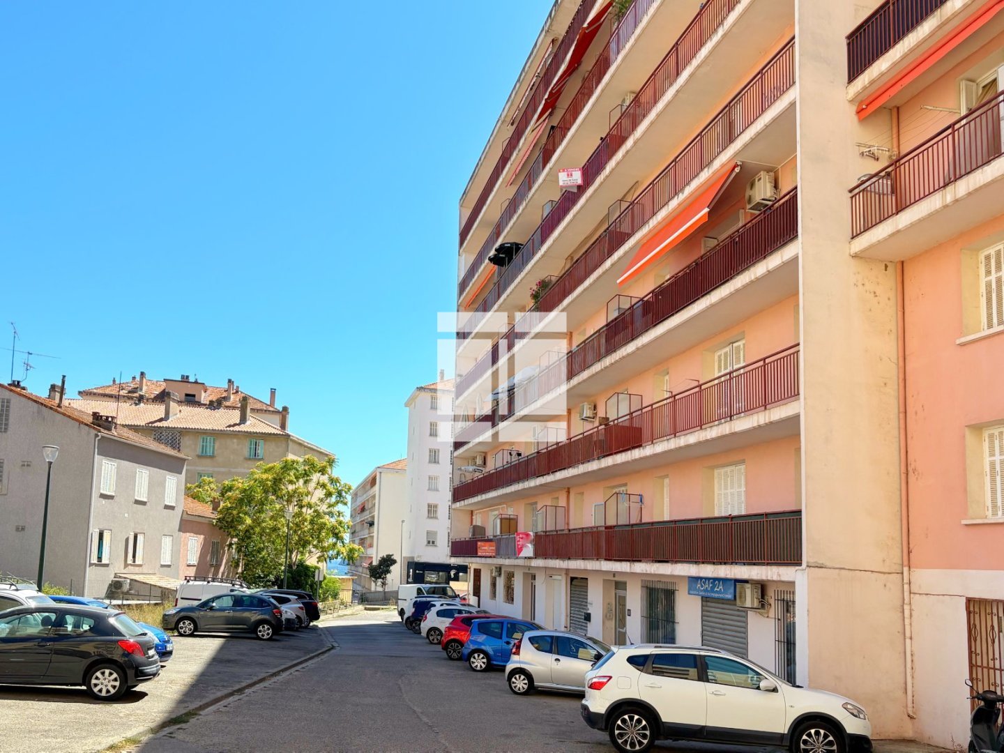 APPARTEMENT T3 A VENDRE - AJACCIO - 70.4 m2 - 242 000 &euro;