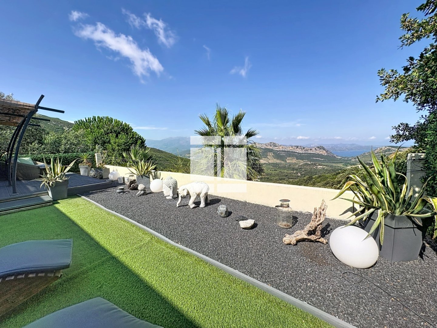 VILLA A VENDRE - BARBAGGIO - 210 m2 - 750 000 &euro;