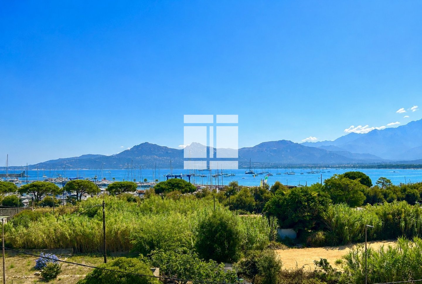 APPARTEMENT T3 A VENDRE - CALVI - 54.64 m2 - 298 000 &euro;