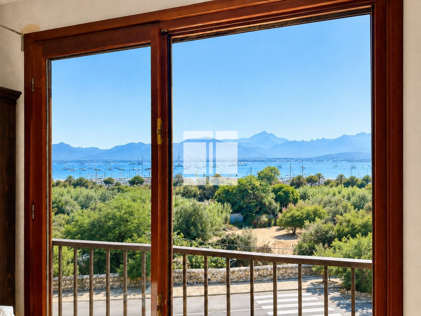 APPARTEMENT T3 A VENDRE - CALVI - 54.64 m2 - 298 000 &euro;