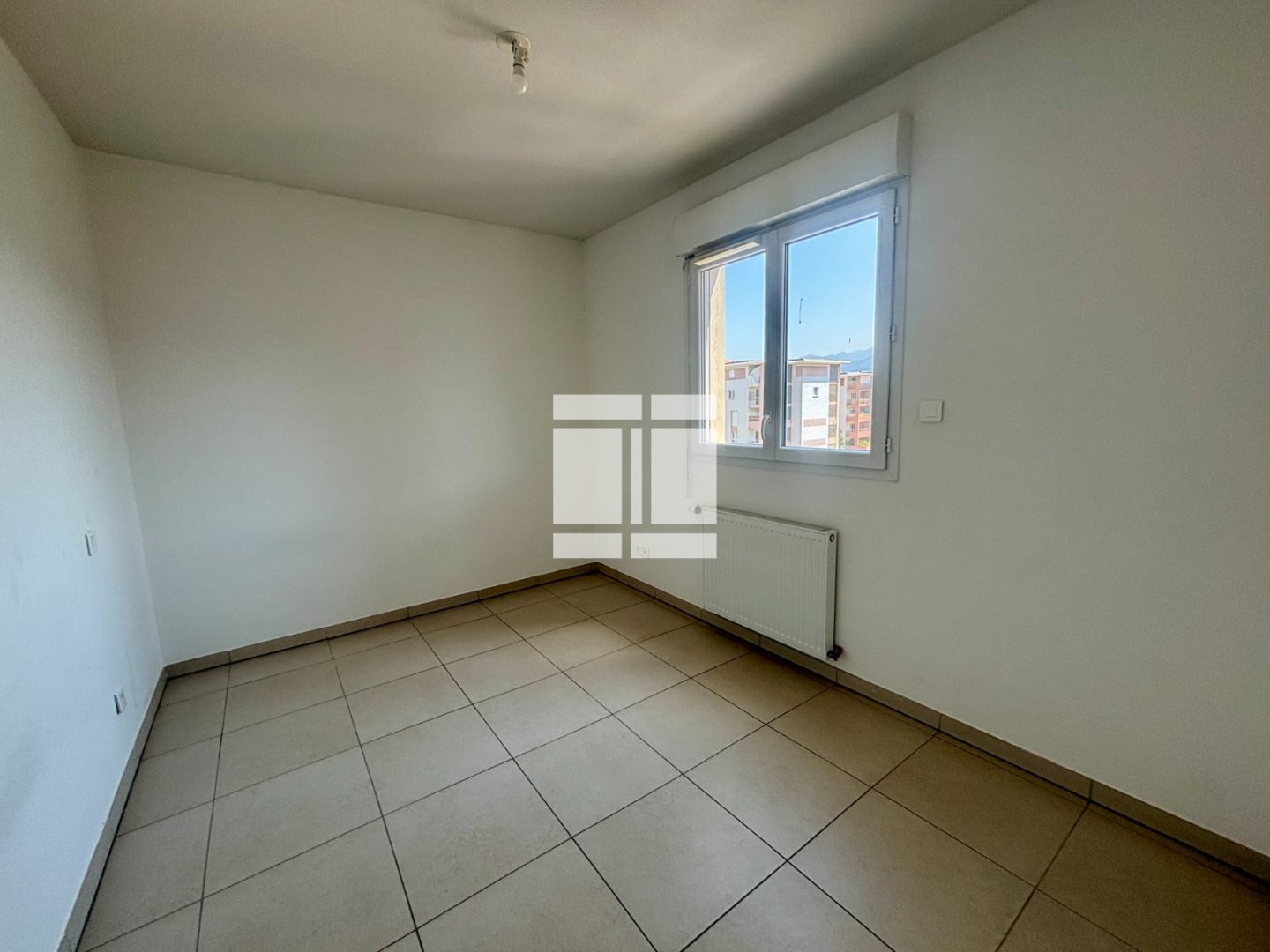 APPARTEMENT T4 A VENDRE - SARROLA CARCOPINO - 80 m2 - 239 000 &euro;