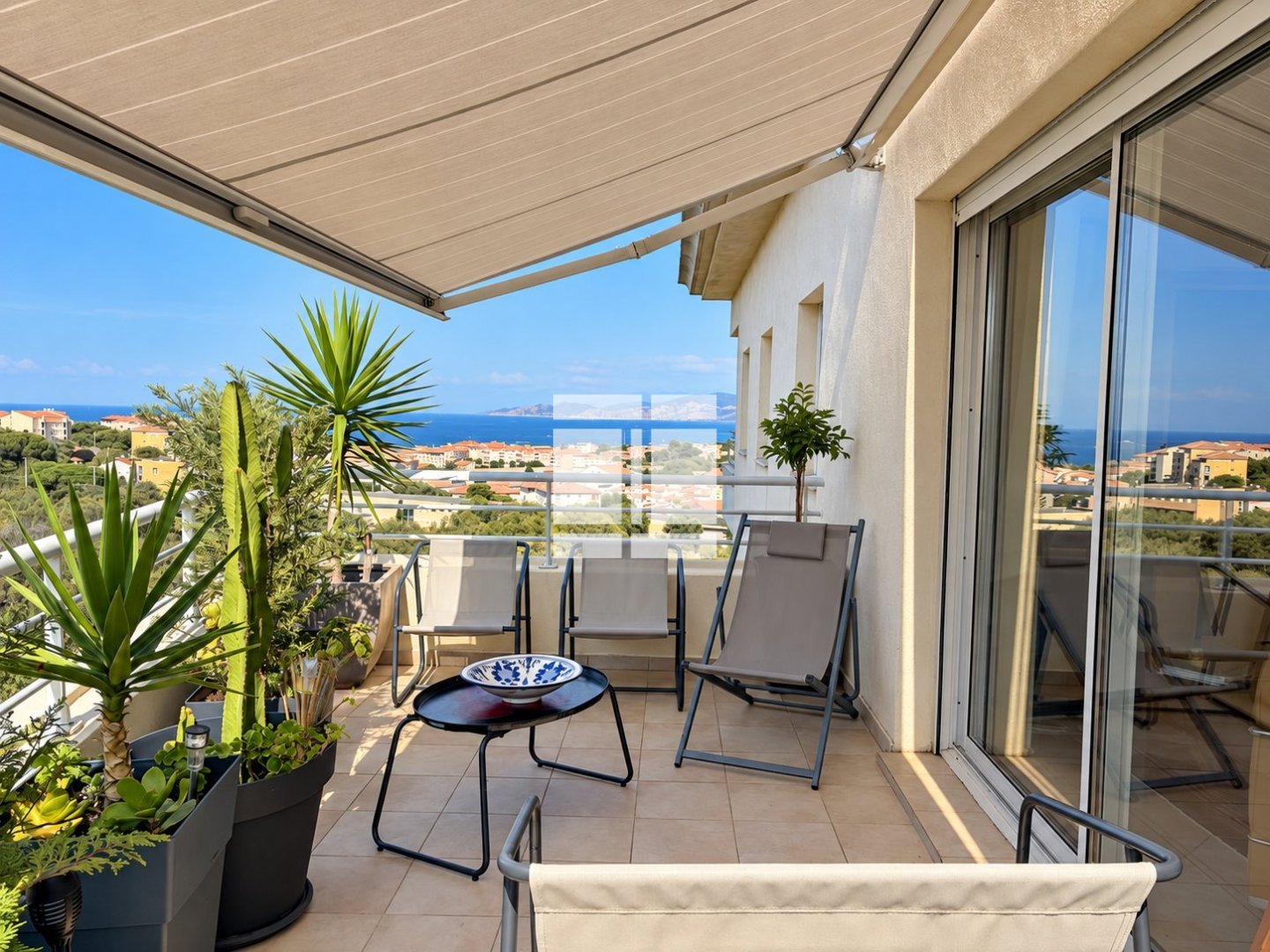 APPARTEMENT T3 A VENDRE - L ILE ROUSSE - 62.43 m2 - 409 000 &euro;