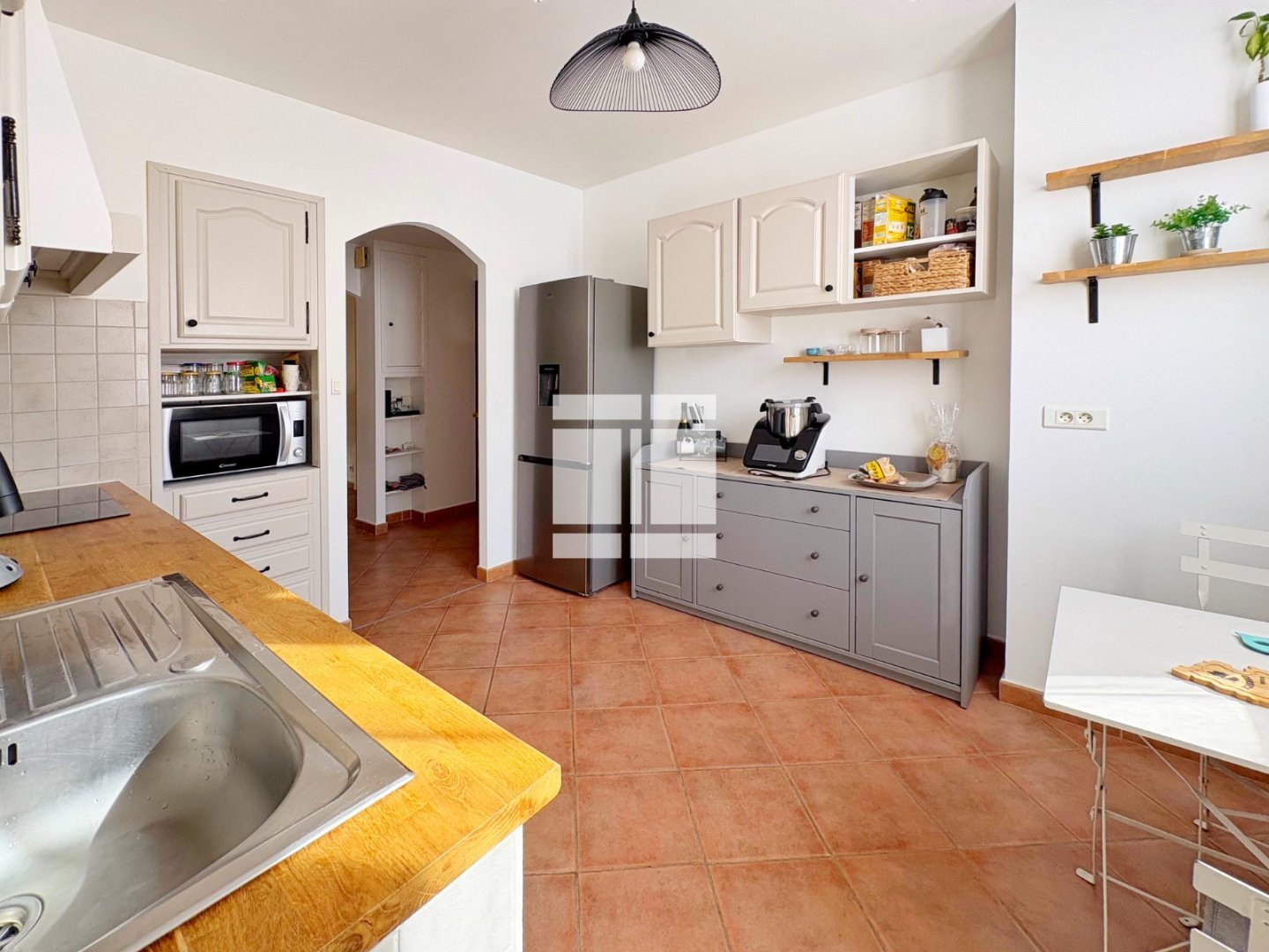 APPARTEMENT T4 A VENDRE - AJACCIO - 82.65 m2 - 252 000 &euro;