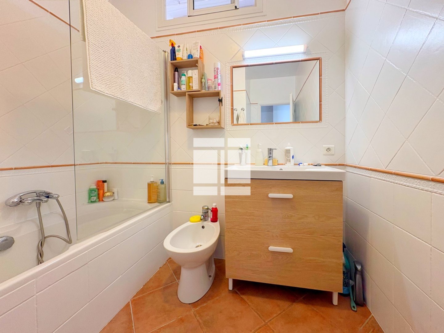 APPARTEMENT T4 A VENDRE - AJACCIO - 82.65 m2 - 252 000 &euro;