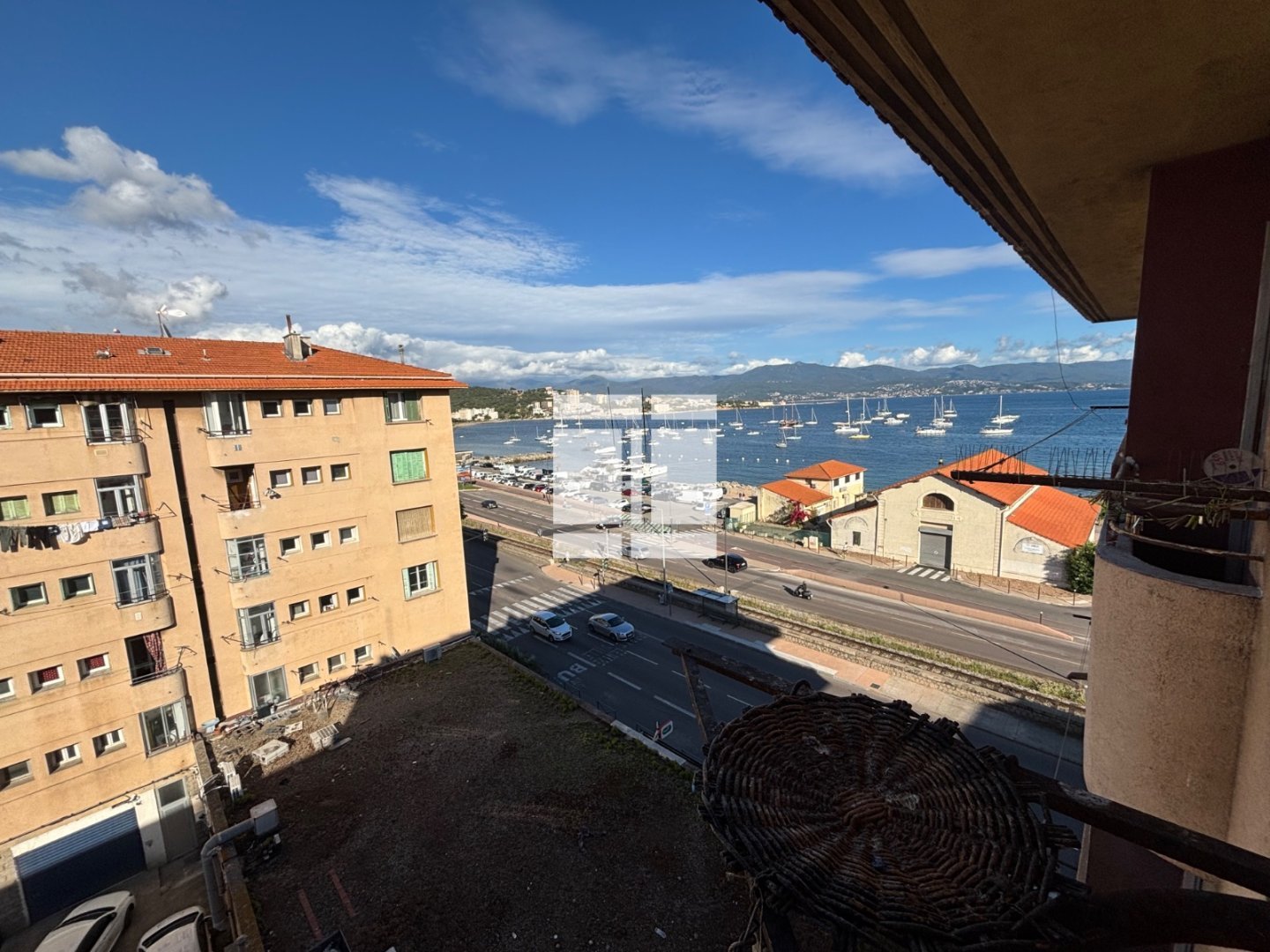 APPARTEMENT T3 A VENDRE - AJACCIO - 64 m2 - 109 000 &euro;