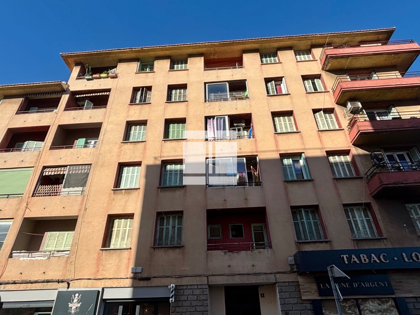 APPARTEMENT T3 A VENDRE - AJACCIO - 64 m2 - 109 000 &euro;