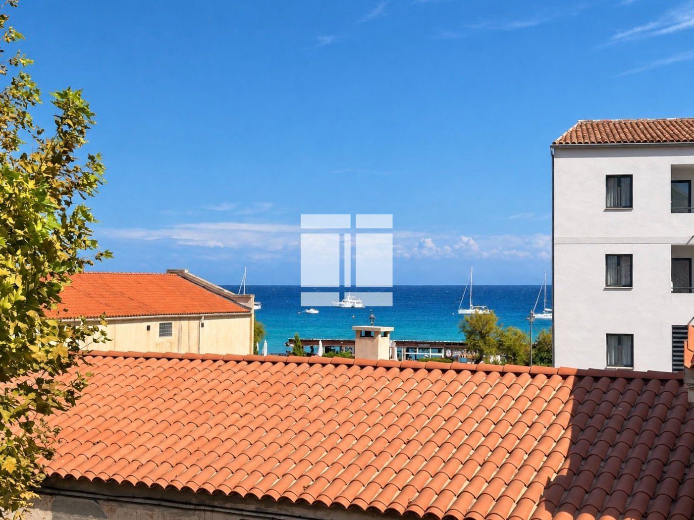 APPARTEMENT T2 A VENDRE - L ILE ROUSSE - 33.42 m2 - 237 000 &euro;