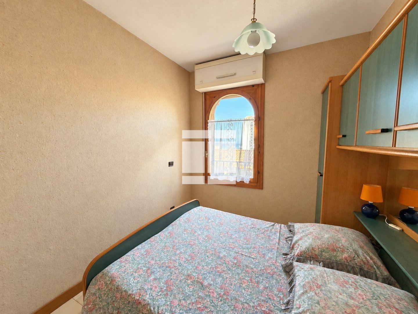 APPARTEMENT T2 A VENDRE - L ILE ROUSSE - 33.42 m2 - 237 000 &euro;