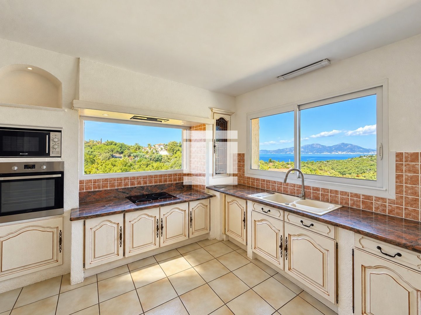 MAISON A VENDRE - COTI CHIAVARI PORTIGLIOLO - 98 m2 - 690 000 &euro;