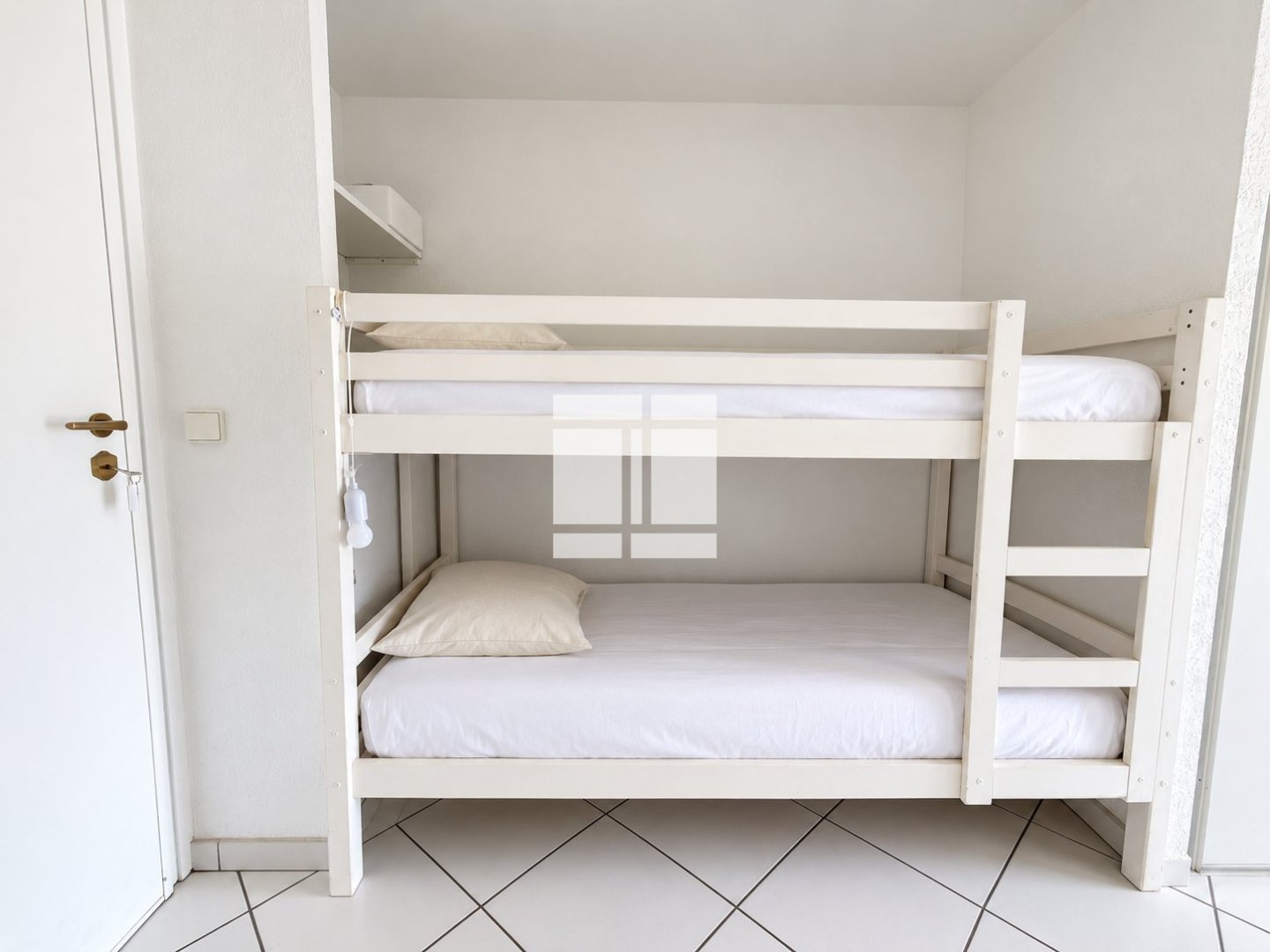 APPARTEMENT T1 A VENDRE - L ILE ROUSSE - 33.21 m2 - 173 000 &euro;