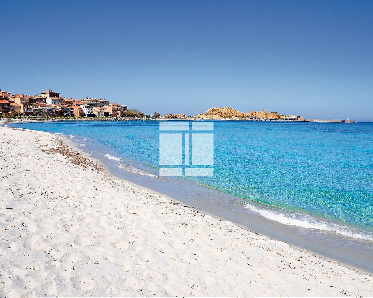 APPARTEMENT T1 A VENDRE - L ILE ROUSSE - 33.21 m2 - 173 000 &euro;