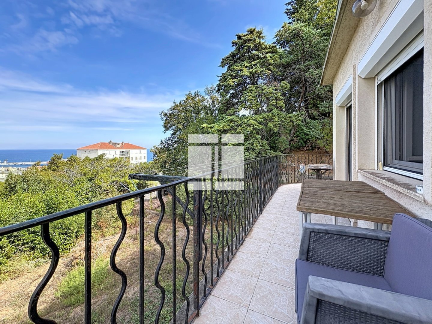 MAISON A VENDRE - BASTIA - 240 m2 - 593 000 &euro;