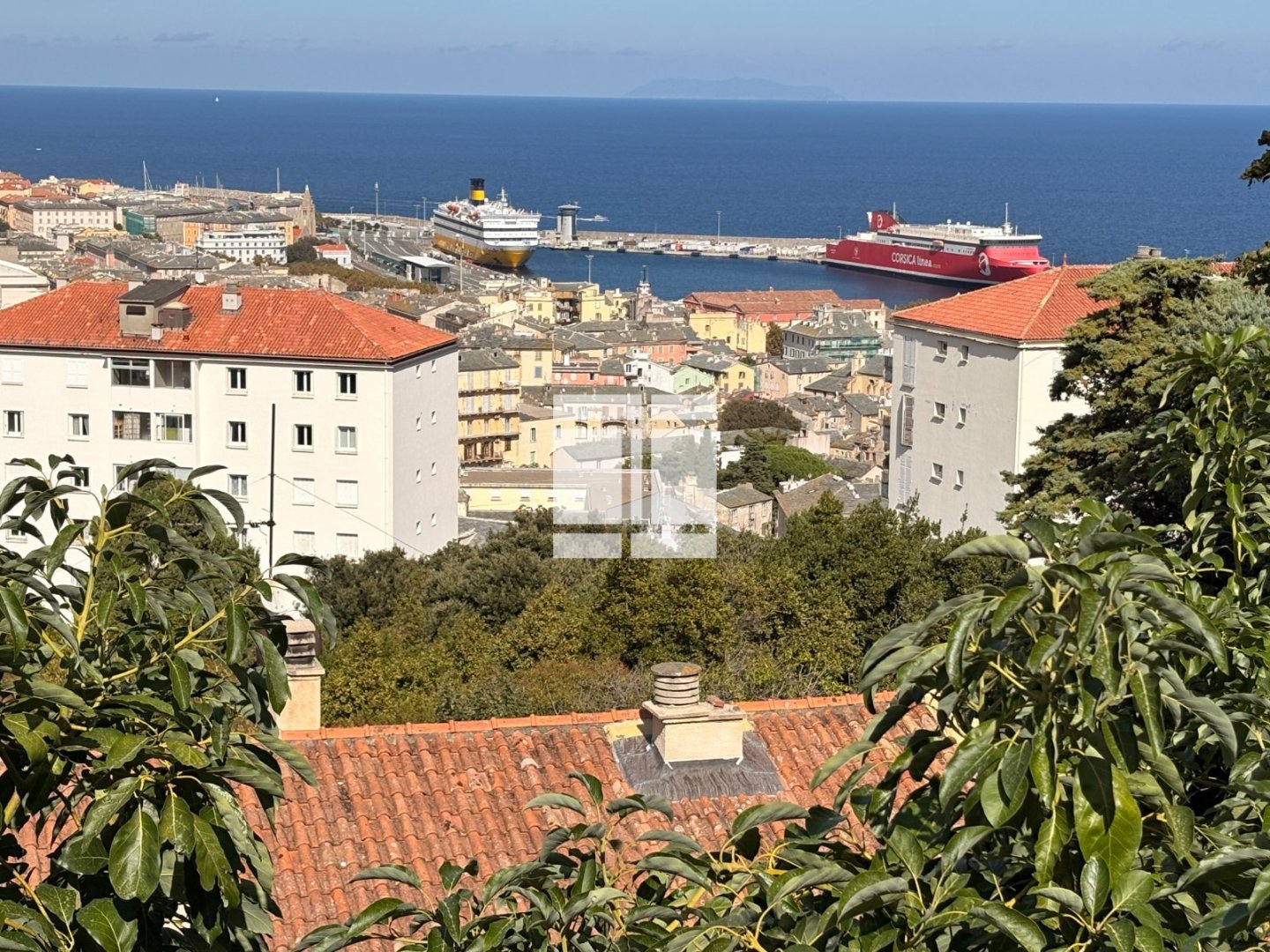MAISON A VENDRE - BASTIA - 240 m2 - 593 000 &euro;