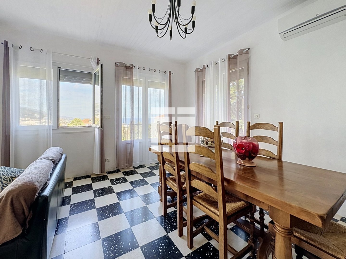 MAISON A VENDRE - BASTIA - 240 m2 - 593 000 &euro;