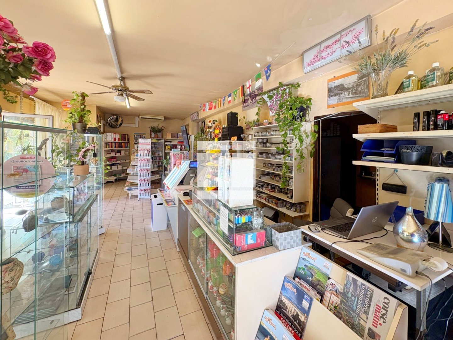 FONDS DE COMMERCE A CEDER - TABAC - PRESSE - AJACCIO - 71 m2 - 130 000 &euro;