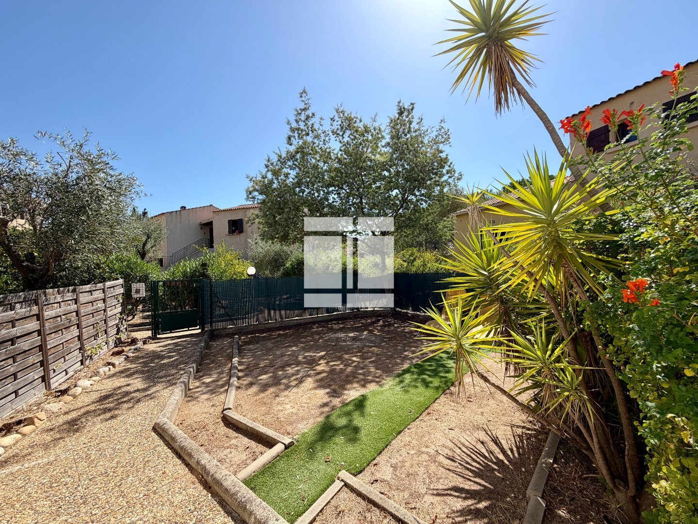 APPARTEMENT T2 A VENDRE - ALBITRECCIA - 37 m2 - 250 000 &euro;