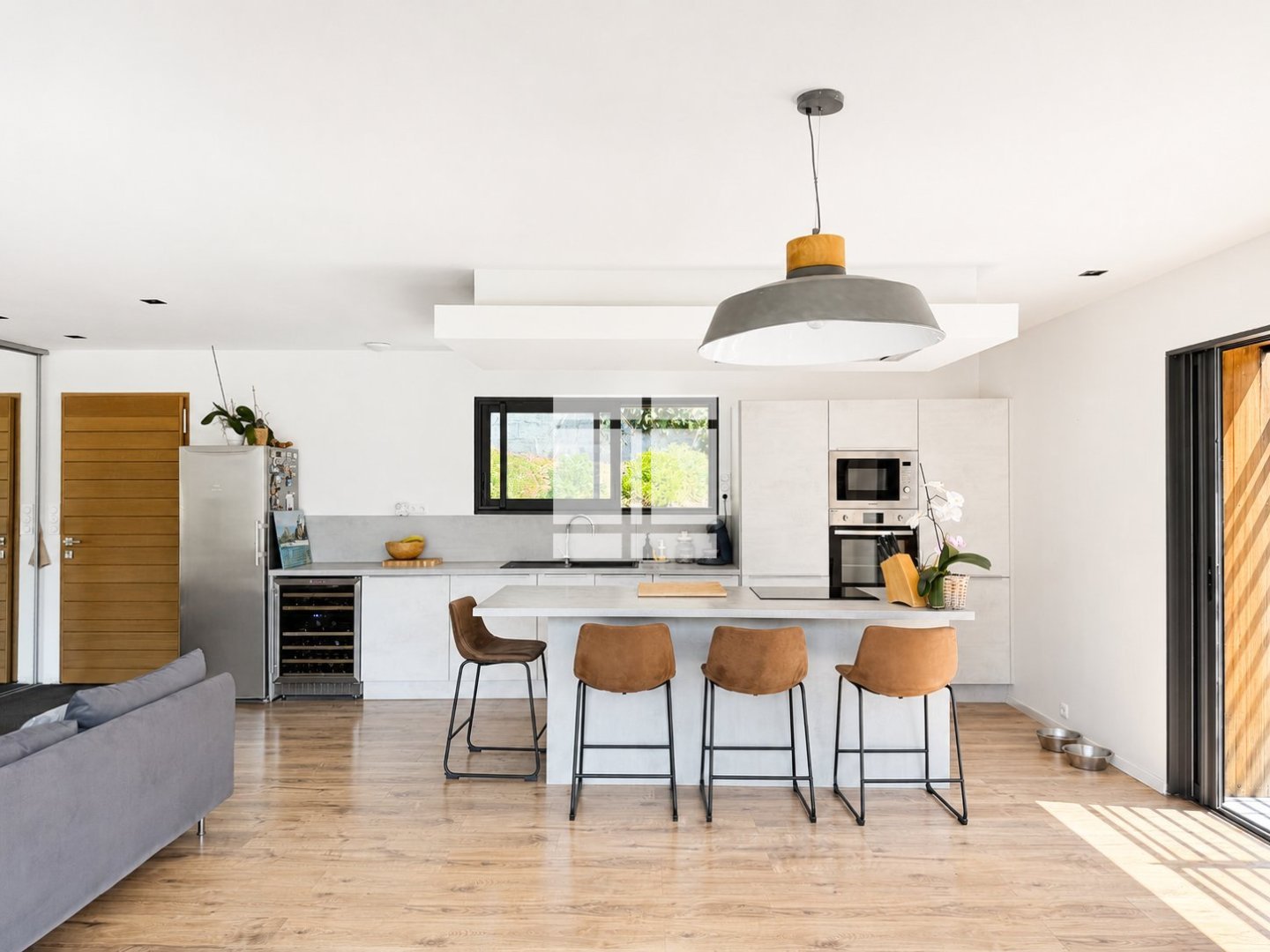Villa contemporaine avec T2 et studio A VENDRE - AJACCIO route du Salario - 190 m2 - 955 000 &euro;