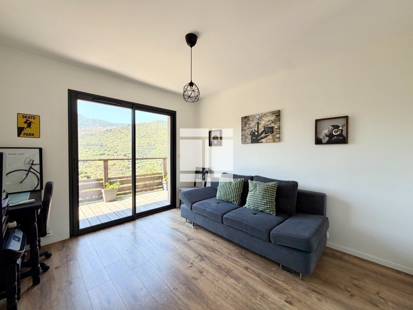 Villa contemporaine avec T2 et studio A VENDRE - AJACCIO route du Salario - 190 m2 - 955 000 &euro;